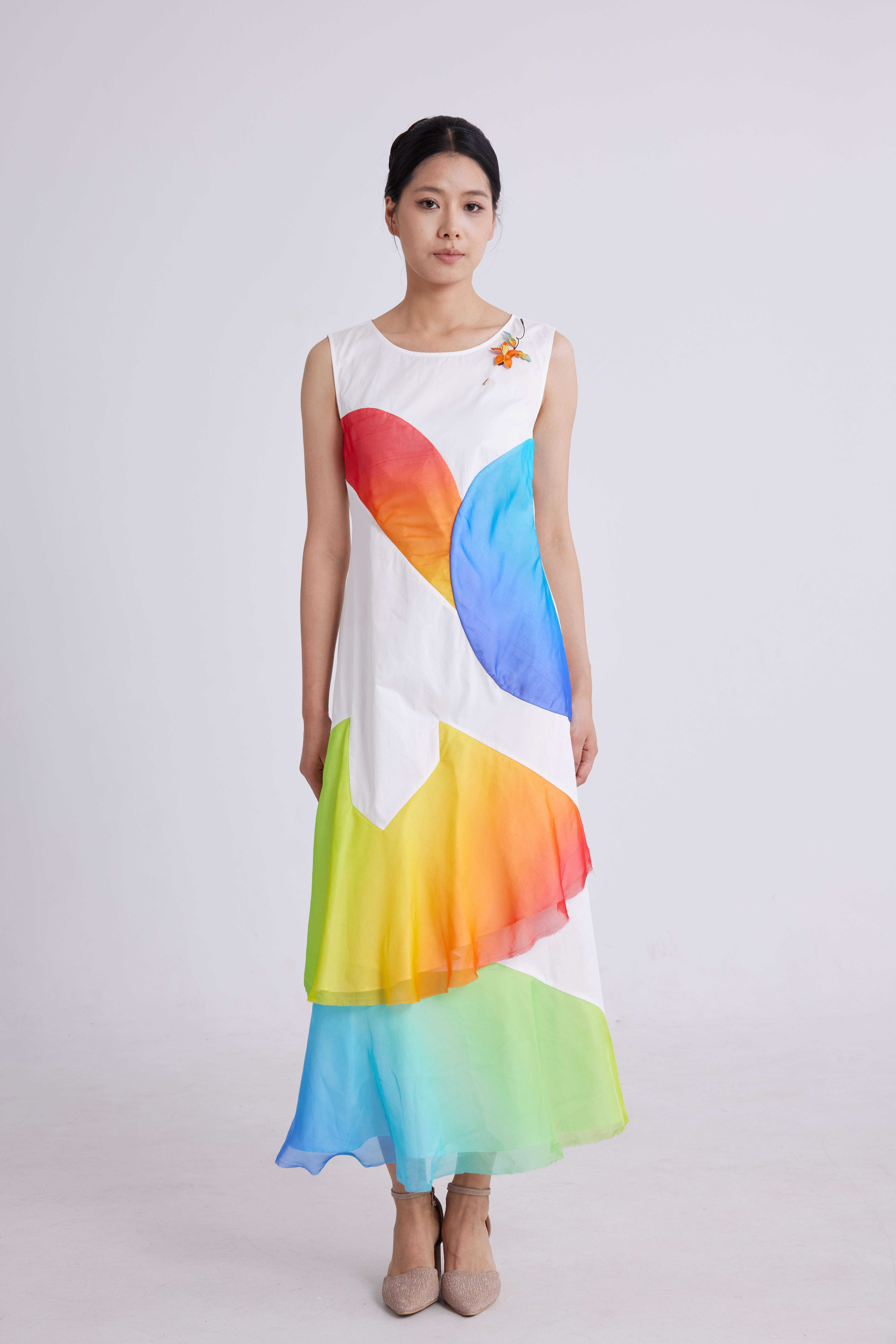 Multicolor multi-layer mesh skirt