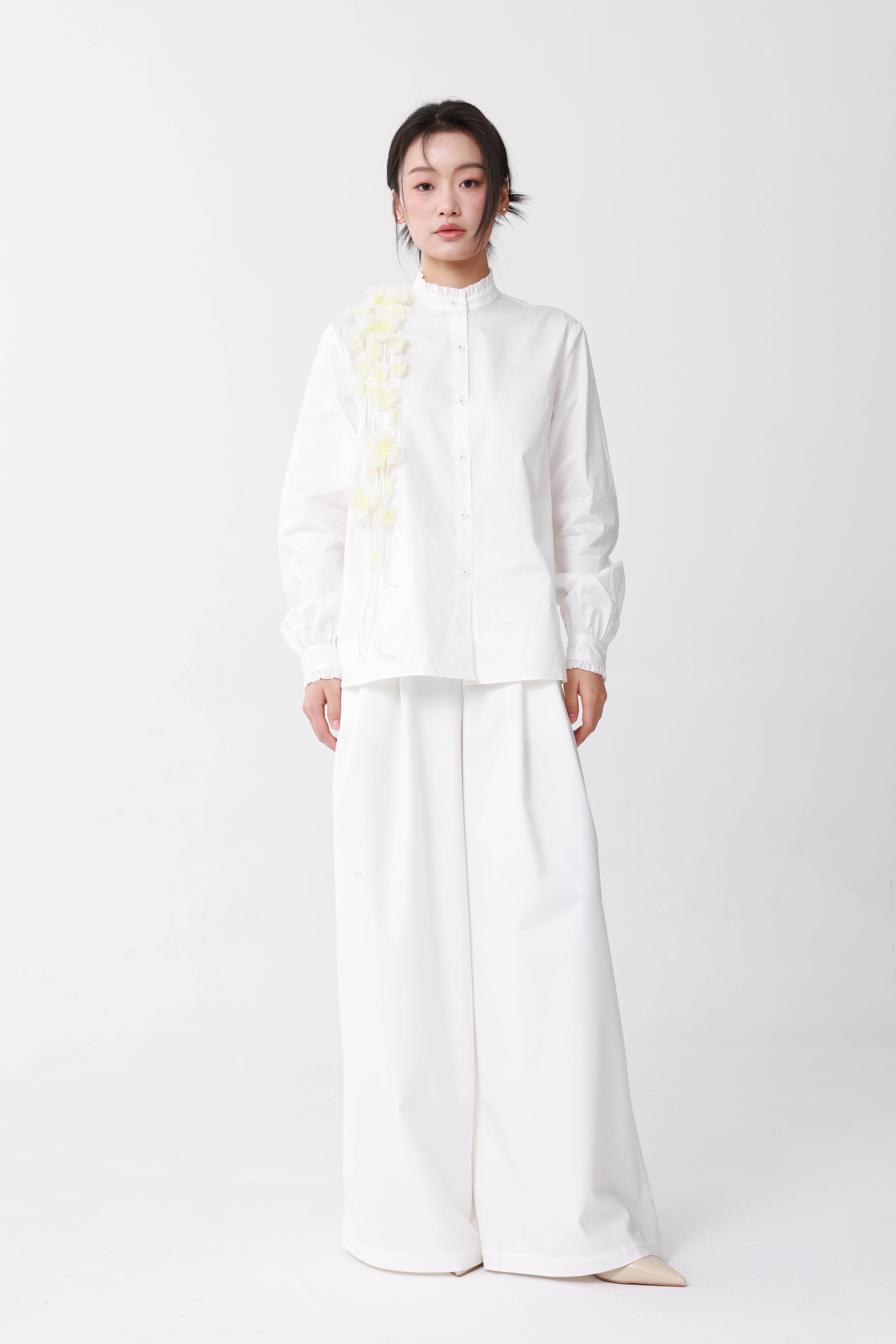 Handmade flower white shirt