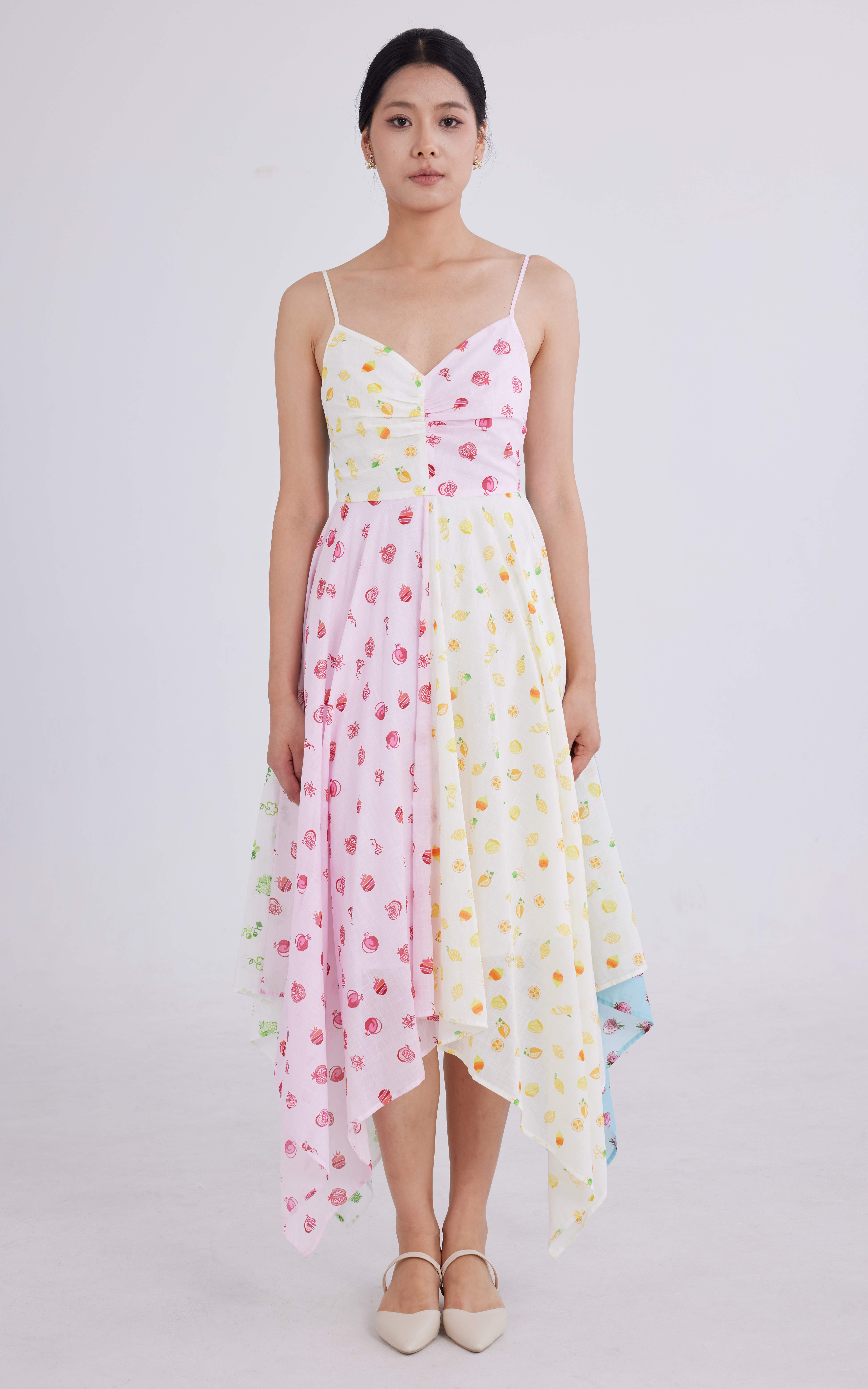 Four-color printed dress with square skirt
