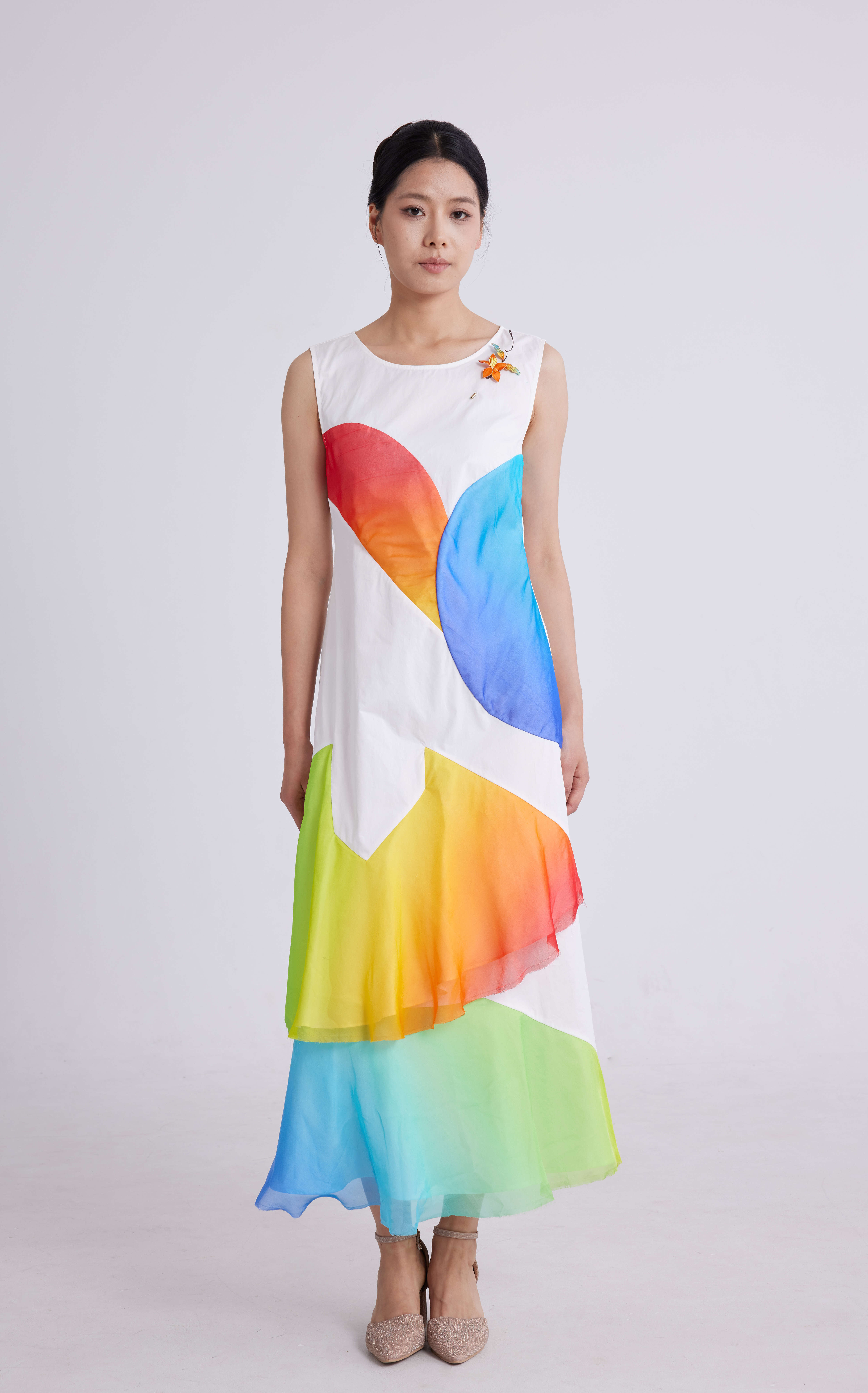 Multicolor multi-layer mesh skirt